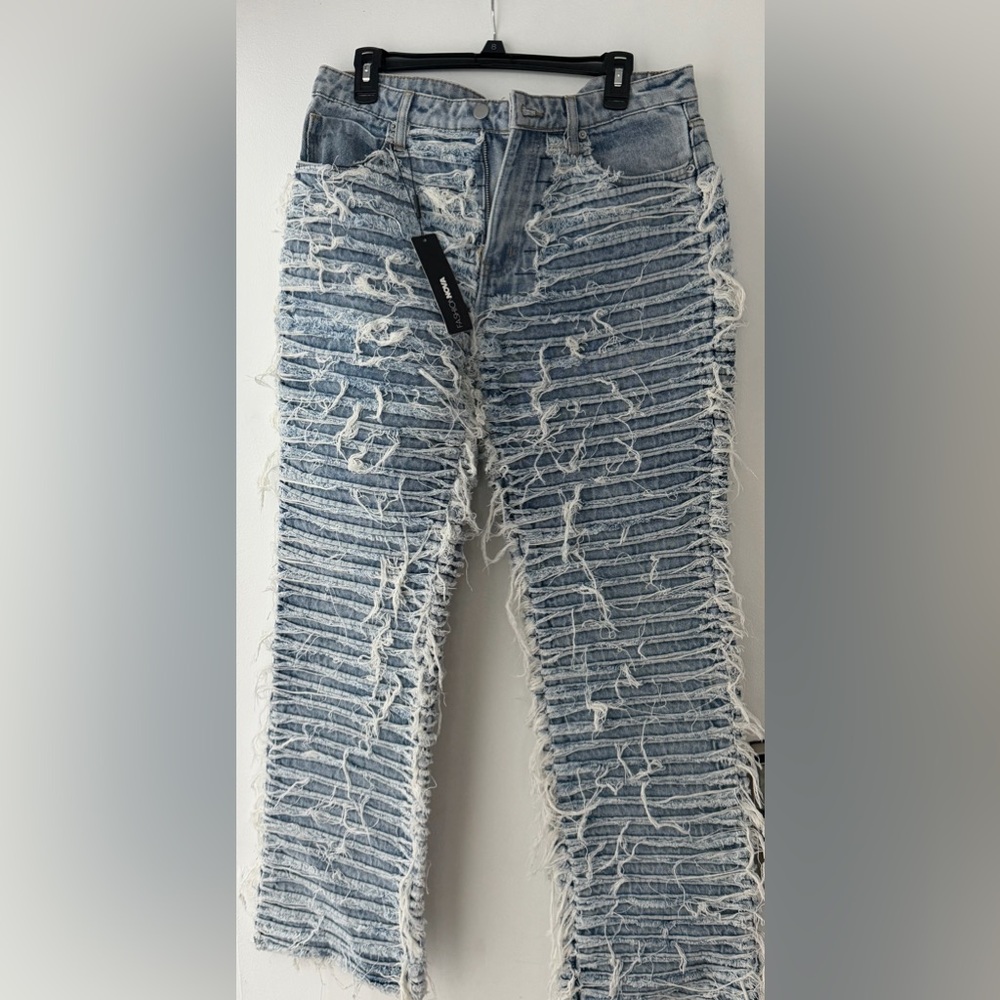 Fashion Nova Shredded Denim Jeans - Picture 5 of 11